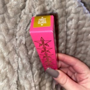 Jeffree Star First Class Liquid Lip
